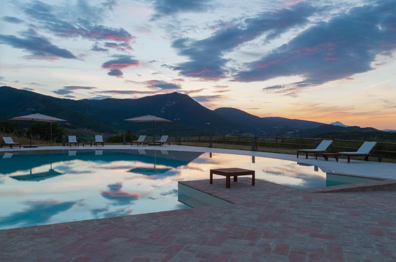 Tenuta Grimaldi Wine Resort มาเตลิกา ภายนอก รูปภาพ